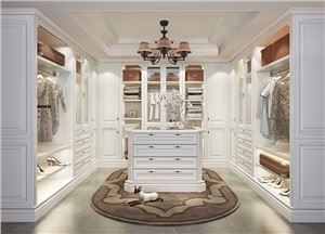 Lyxig promenad i garderoben